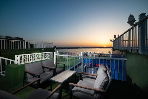 golden garden al corniche hotel