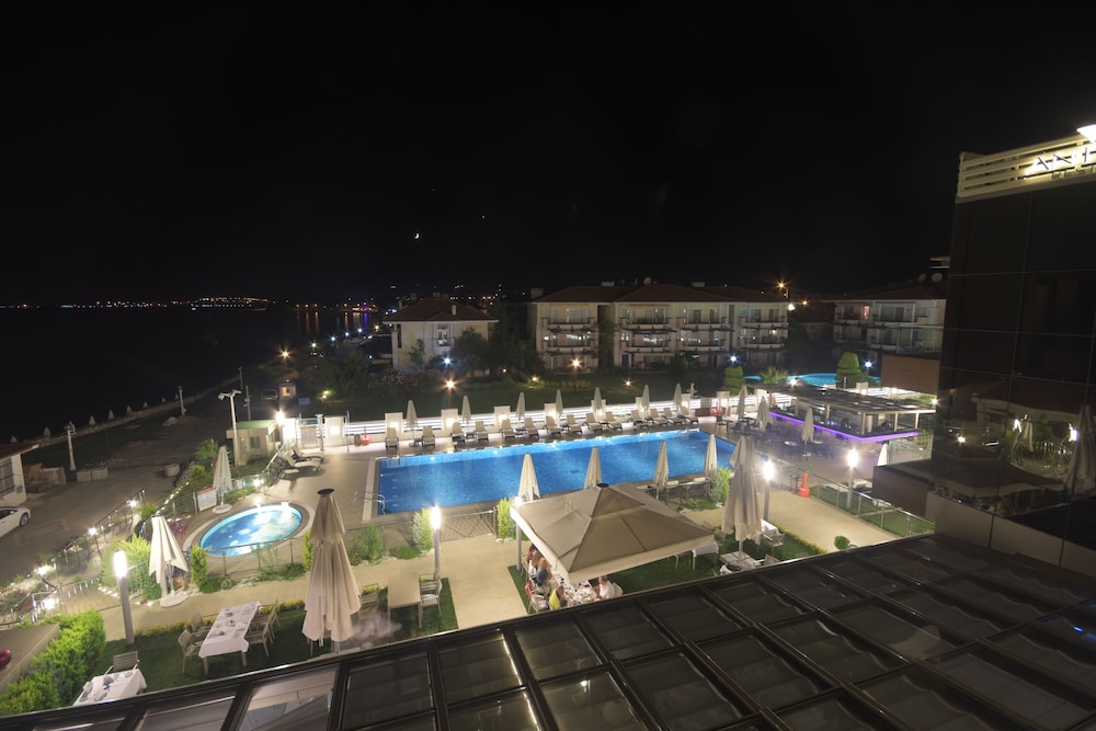 venus thermal boutique