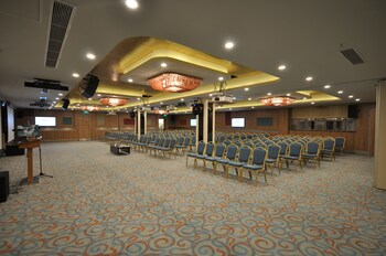 venus thermal boutique