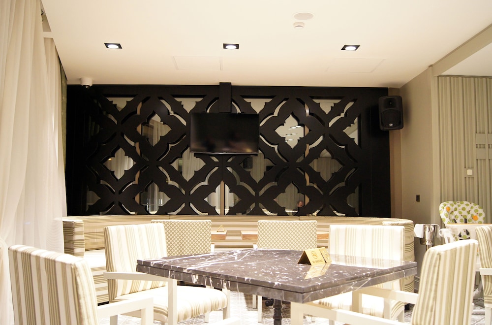 venus thermal boutique