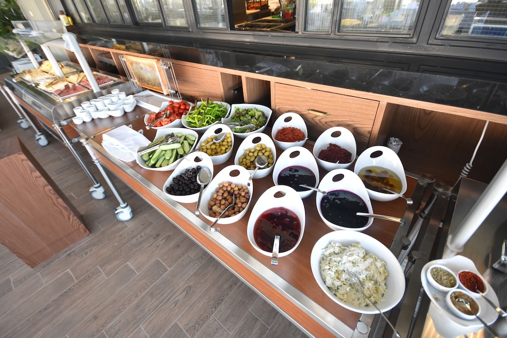 venus thermal boutique