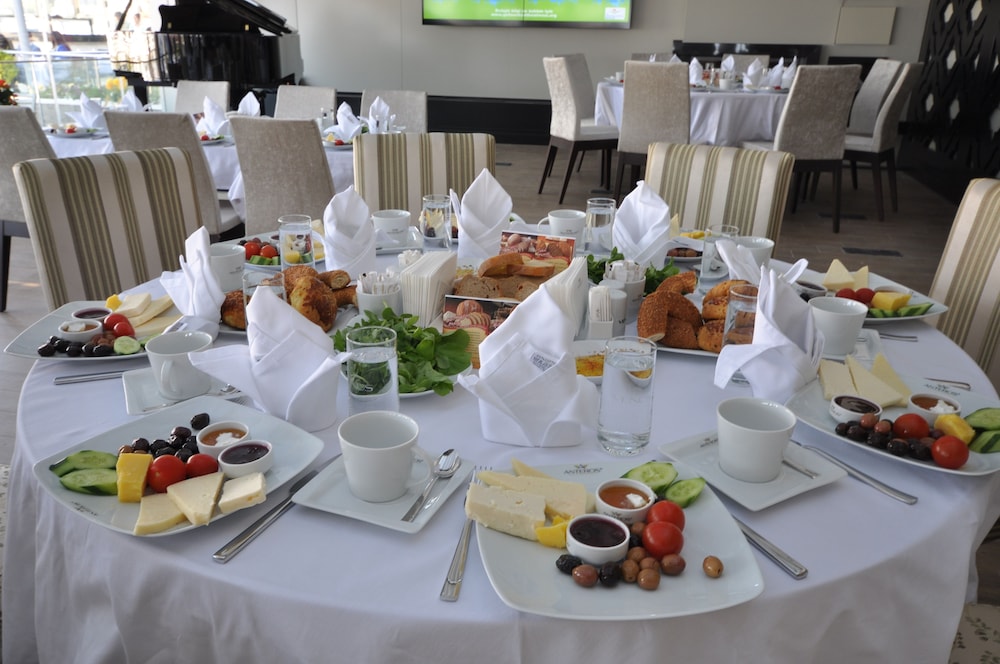 venus thermal boutique