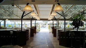 venus thermal boutique