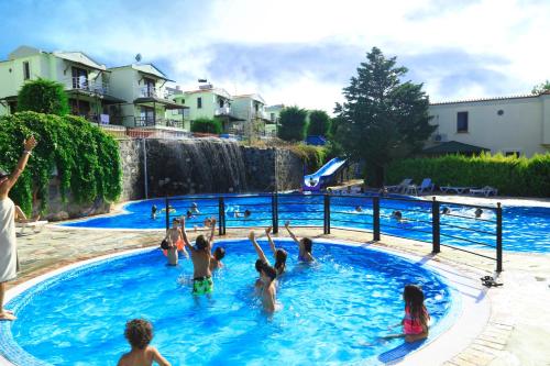 akay garden family club
