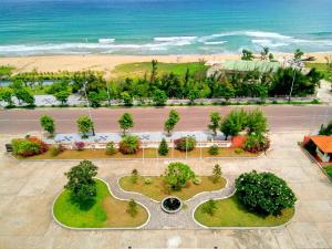 long beach hotel tuy hoa