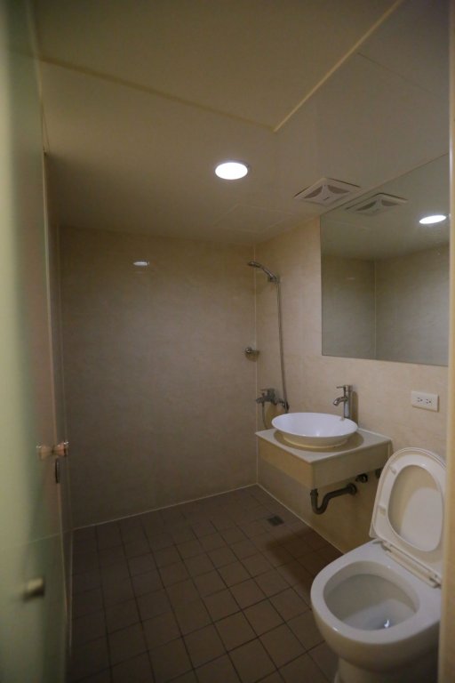 new rise hotel