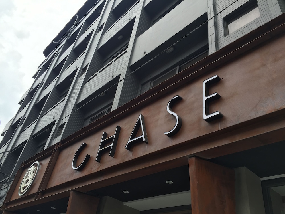 chase walker hotel