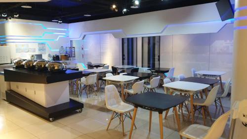 galaxia business hotel