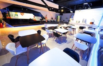 Galaxia Business Hotel,Taichung>>Central,3 star