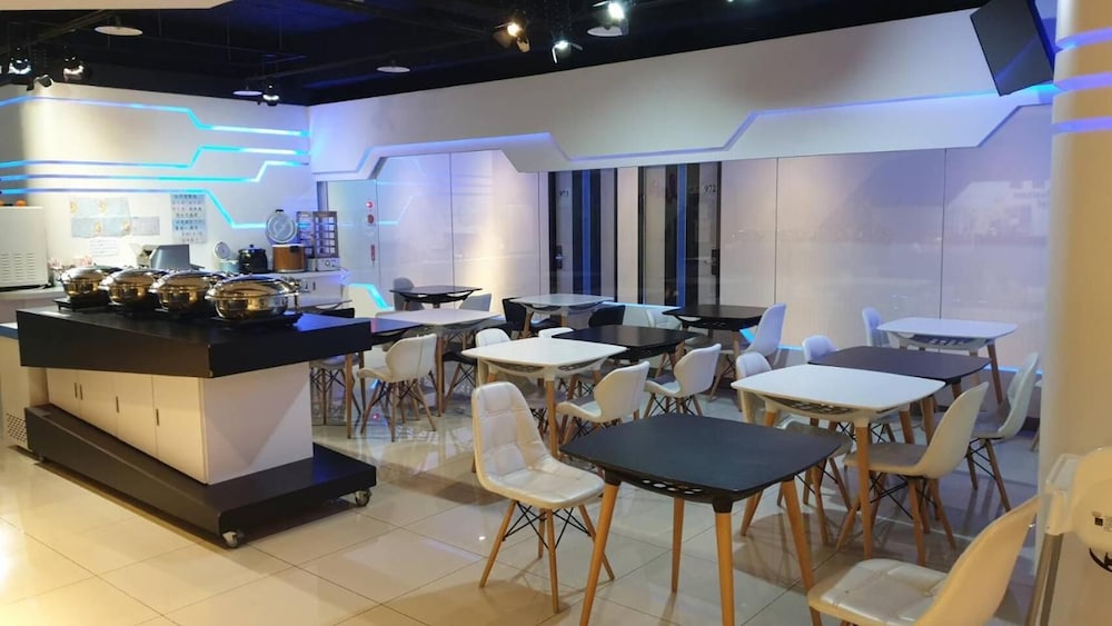 galaxia business hotel