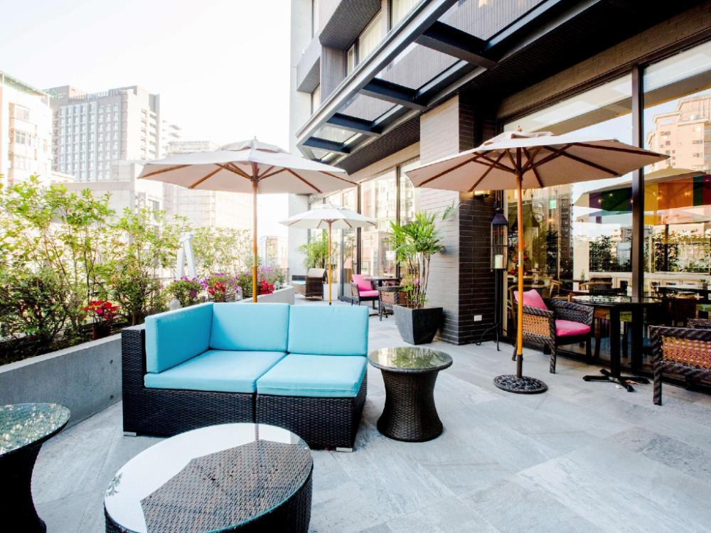 lacle hotel luzhou taipei