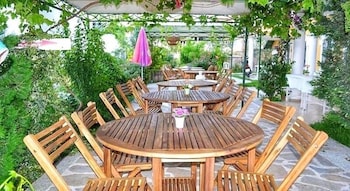 Uzun Apart Otel,Ayvalik,3 star