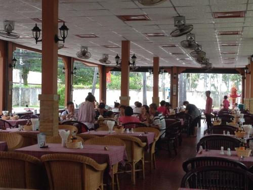 kata palace phuket hotel