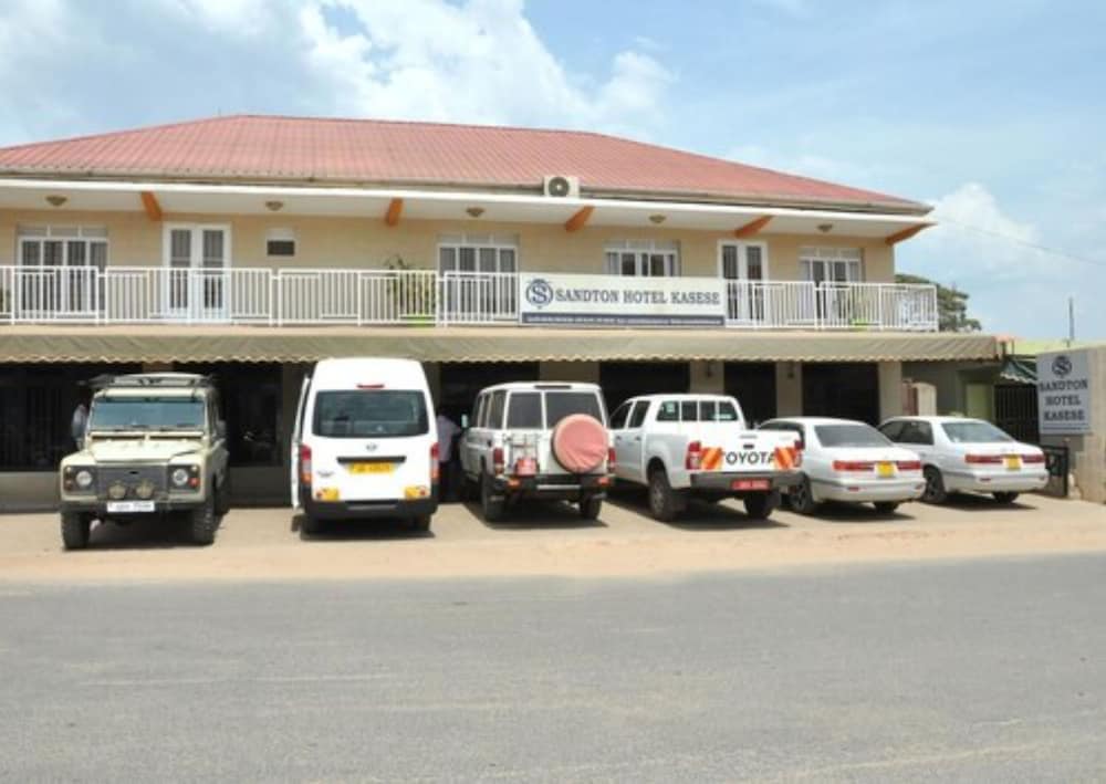sandton hotel kasese