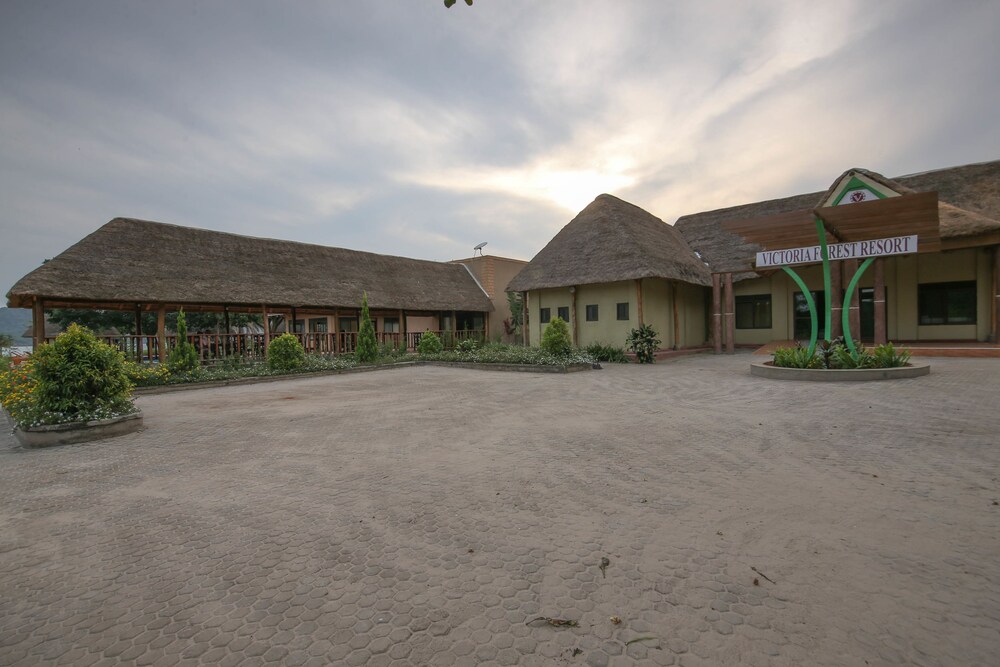 victoria forest resort