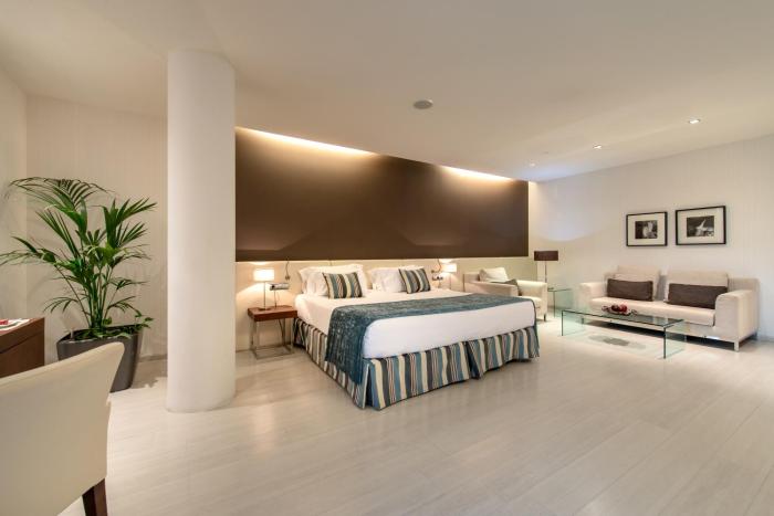 hotel diagonal plaza