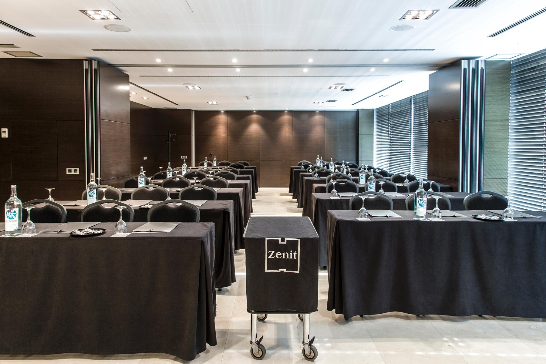 hotel zenit pamplona