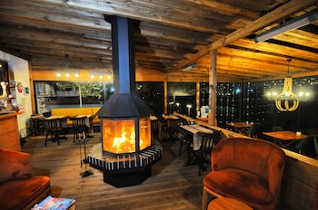 beyaz ev agva adults only