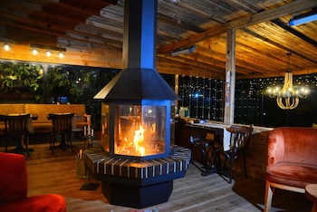 beyaz ev agva adults only