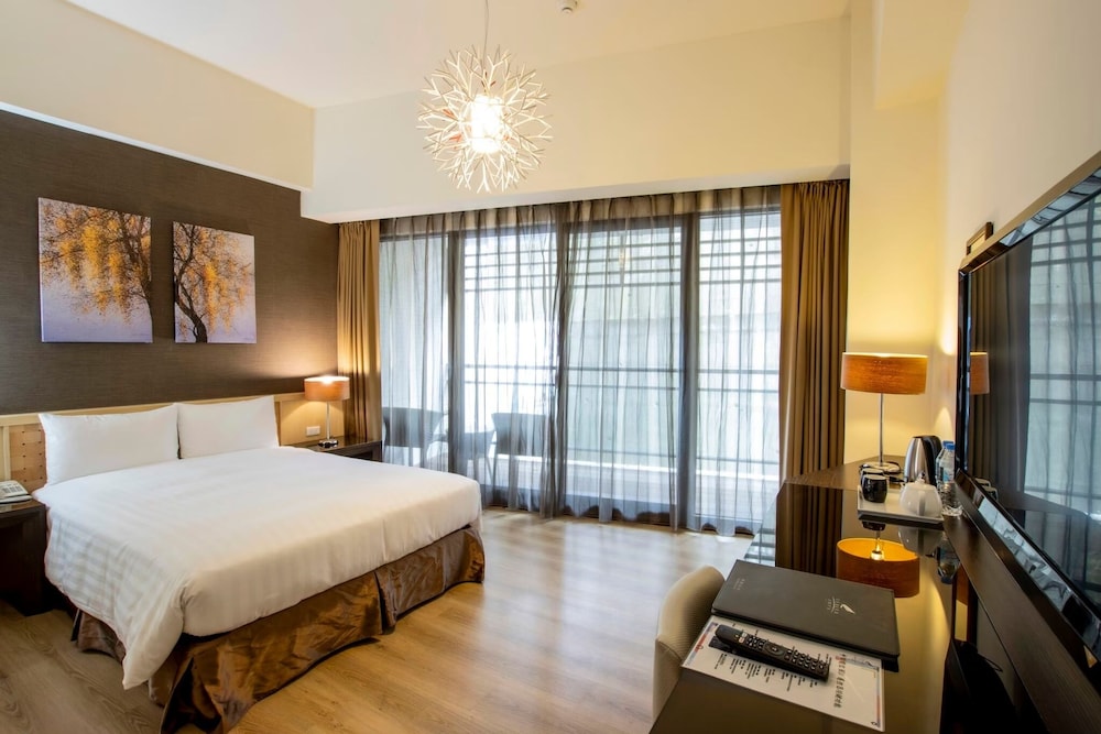 lealea garden hotel moon