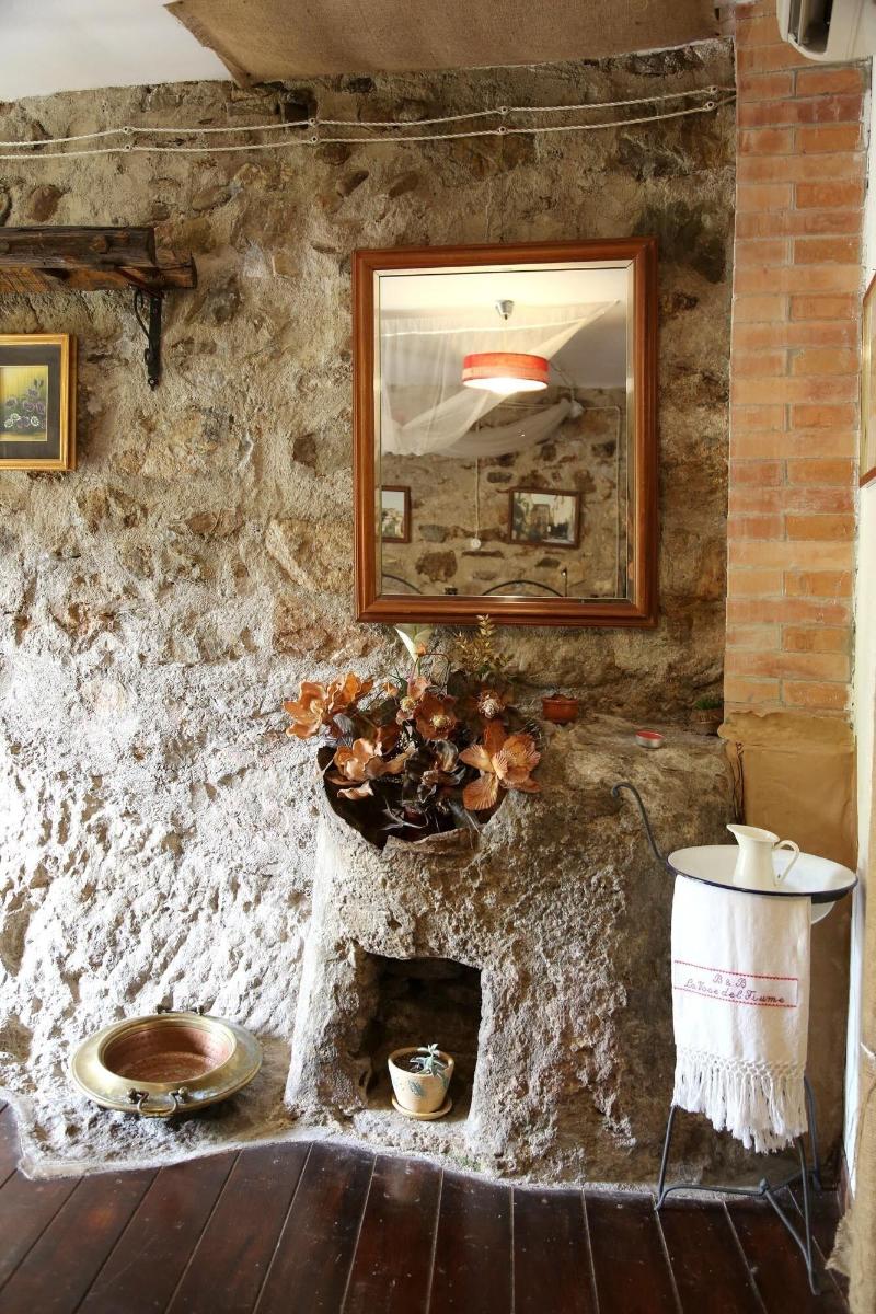 La Voce Del Fiume,In Brienza,4 star