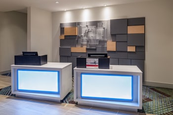 holiday inn express troy by ihg
