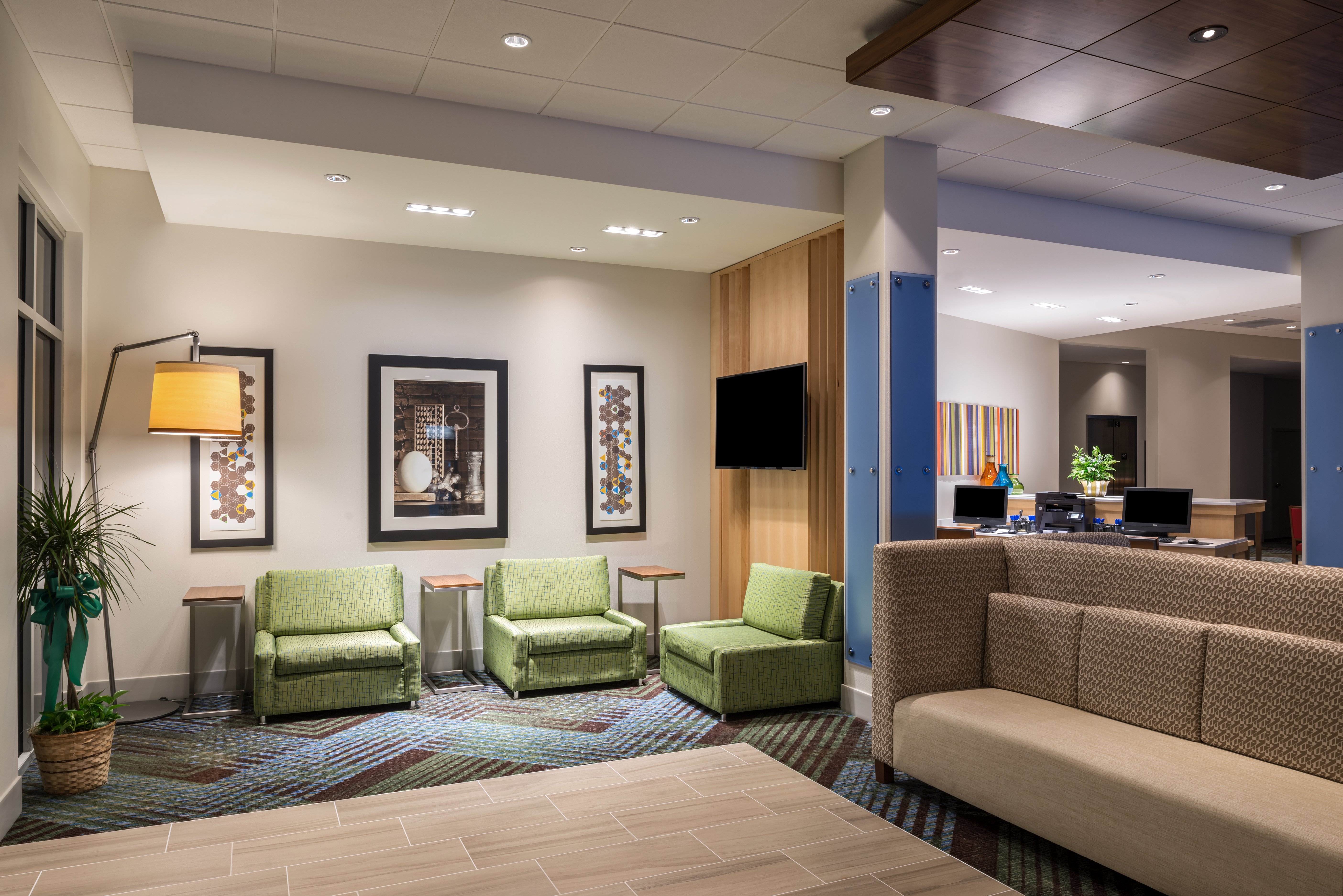 holiday inn express troy by ihg