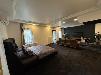 mavilla hotel