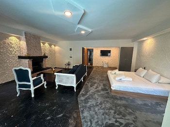 mavilla hotel