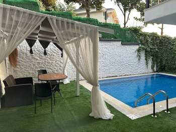 mavilla hotel