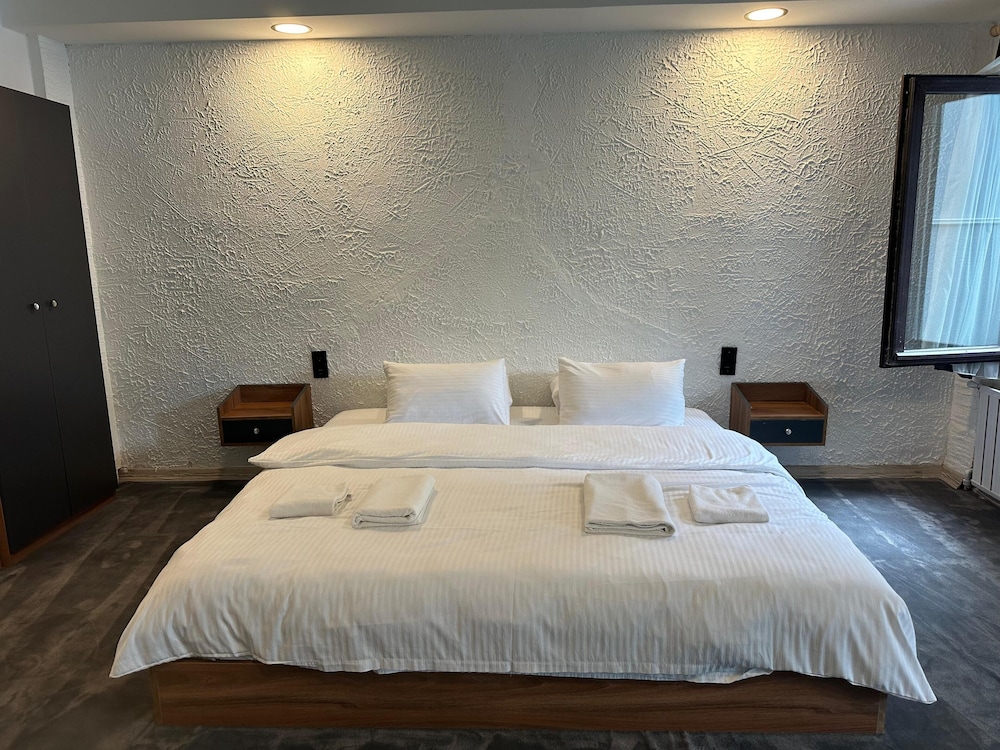 mavilla hotel