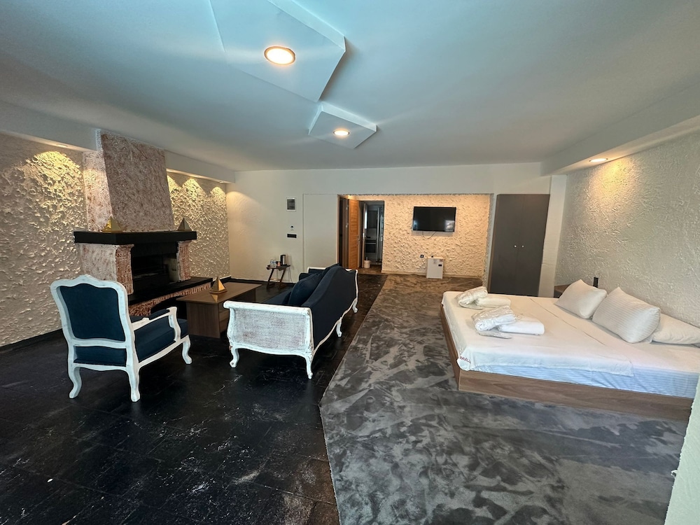 mavilla hotel