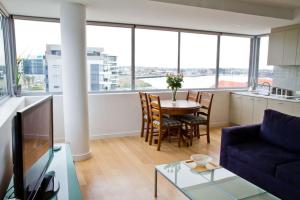 Honeysuckle Executive Suites,Maryville>>Newcastle,0 star