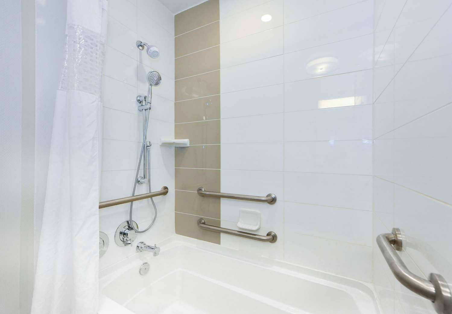 hampton inn lumberton
