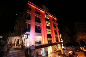 bayraktar hotel