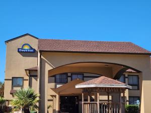 days inn by wyndham lumberton