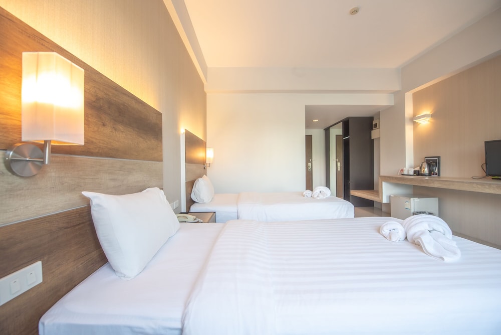 The Proud Exclusive Hotel,Bo Phlap>>Nakhon Pathom,3 star