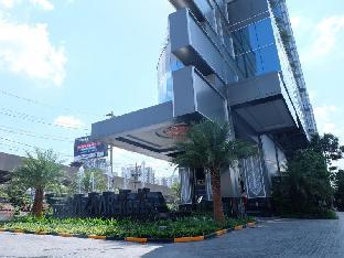 the bazaar hotel