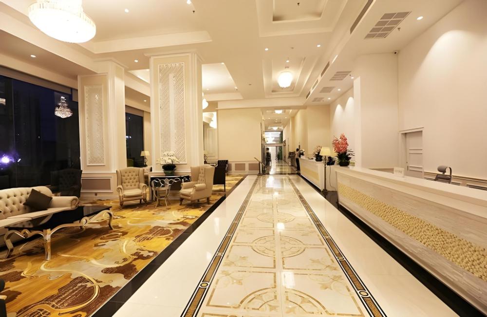 the bazaar hotel