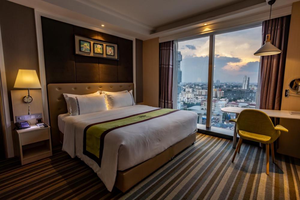 the bazaar hotel