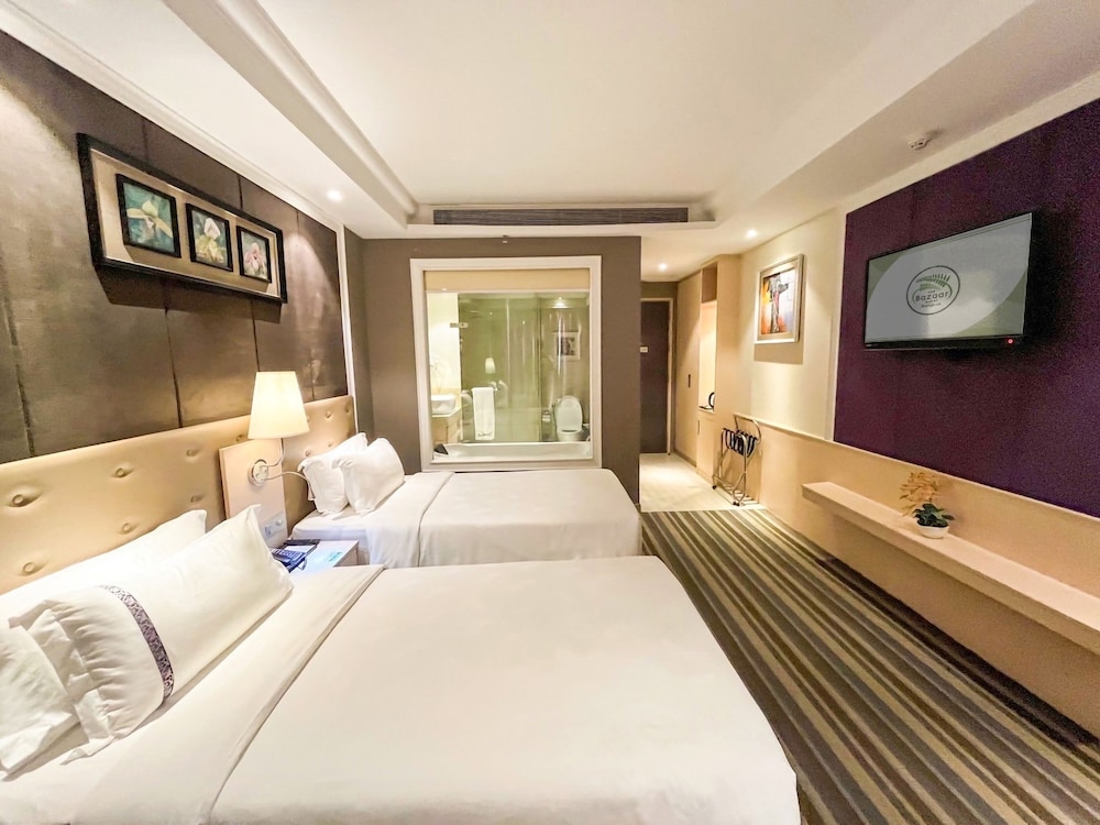 the bazaar hotel