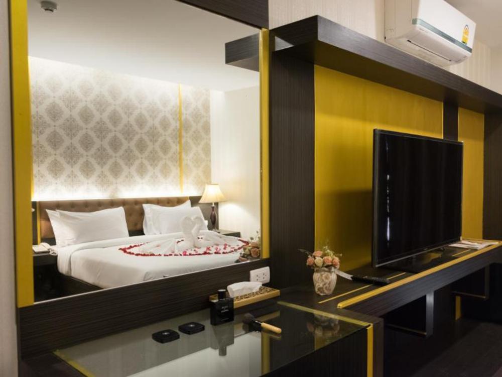 the y boutique hotel