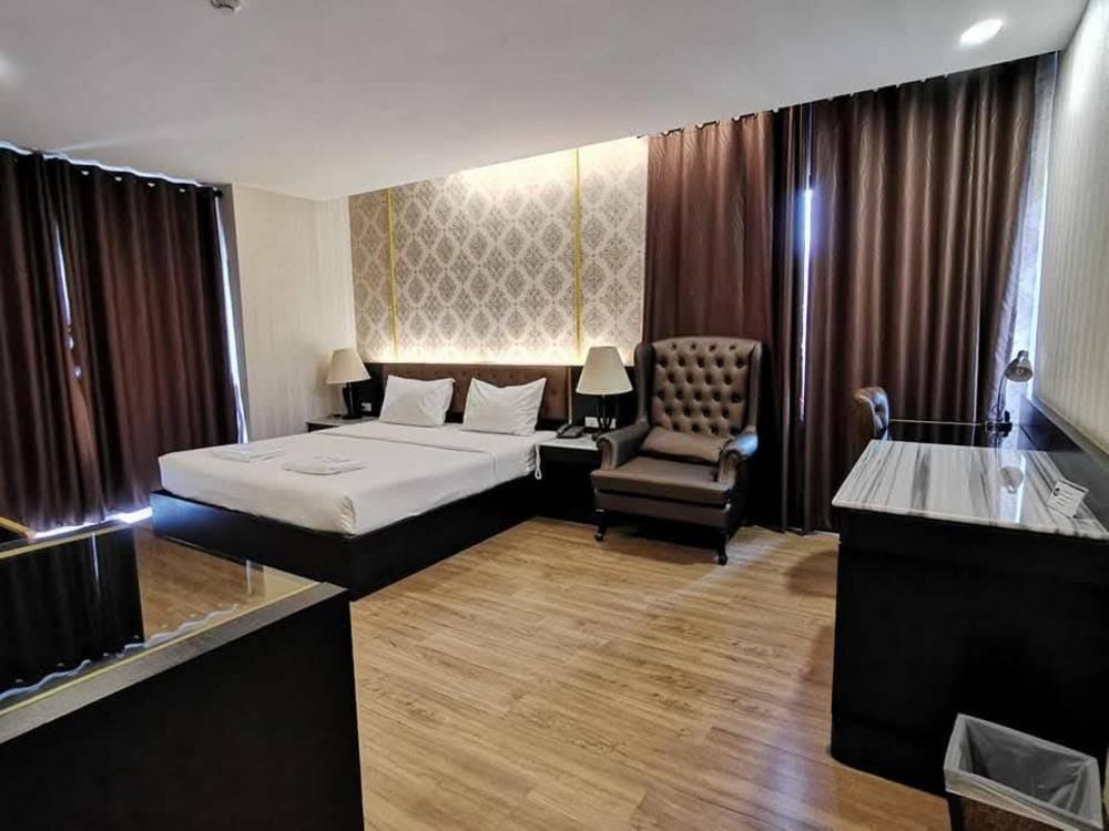the y boutique hotel