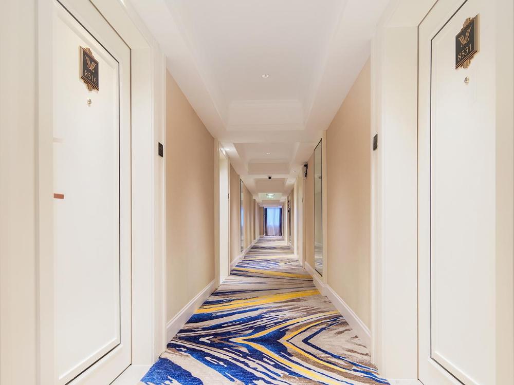 vienna international guangzhou railway station