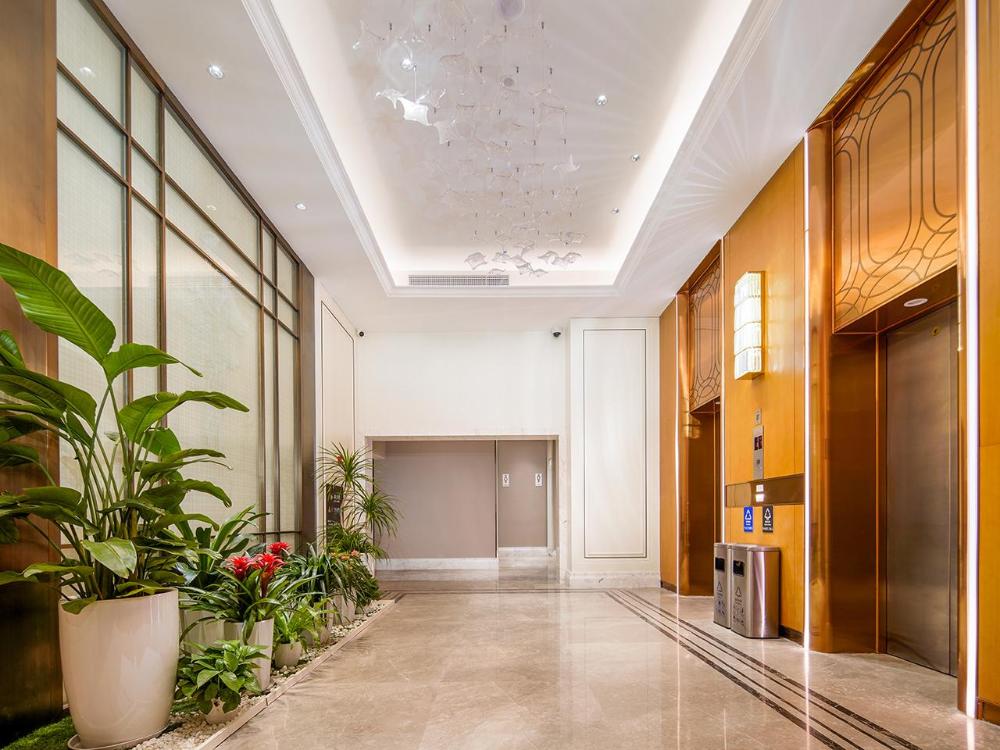 vienna international guangzhou railway station