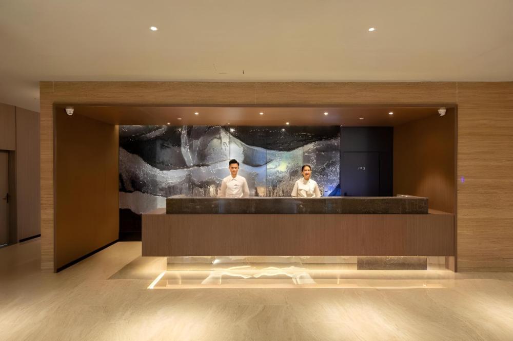 vienna international guangzhou railway station