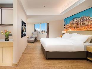 vienna international guangzhou railway station