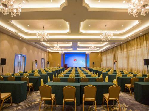 viennainternational hotel luogang wanda plaza