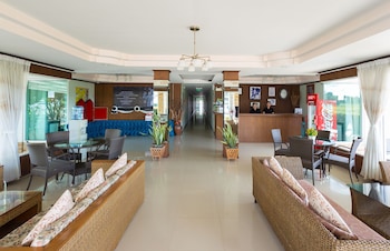 khunyuw hotel