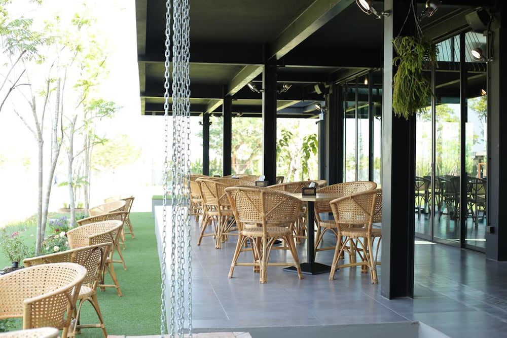 navela hotel and banquet